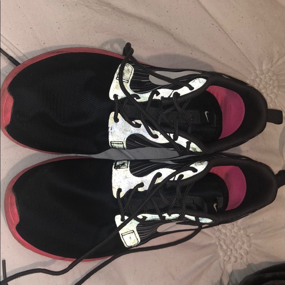 Custom pink Nike Roche - Picture 4 of 7